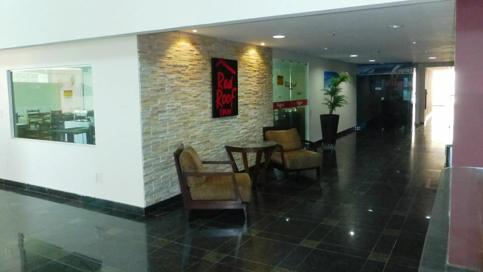 Red Roof Inn Natal Hotel